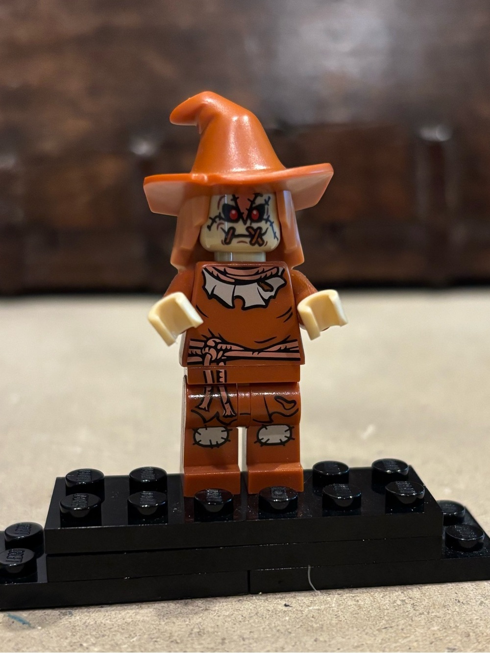 Lego Scarecrow Minifigure 76054 Batman Super Heroes RARE!
